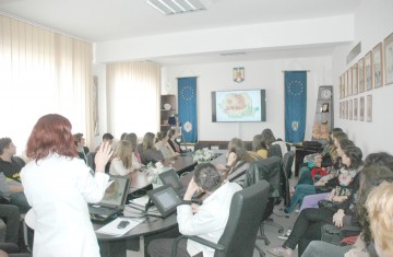 Câmpeanu, către profesori: Se decontează integral transportul